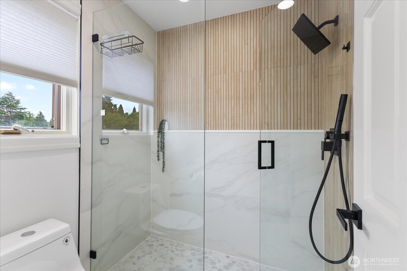 608 Magnolia Lane , Edmonds, WA 98020
