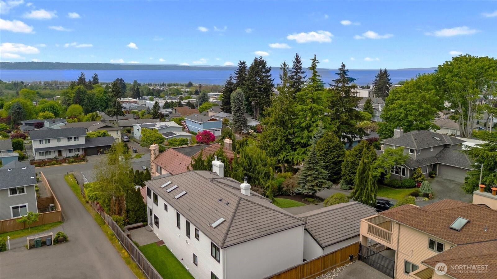 608 Magnolia Lane , Edmonds, WA 98020