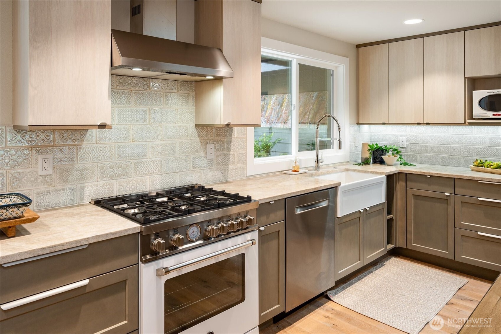 9503 Odin Way , Bothell, WA 98011