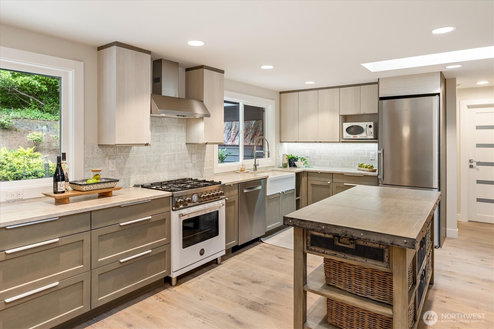 9503 Odin Way , Bothell, WA 98011