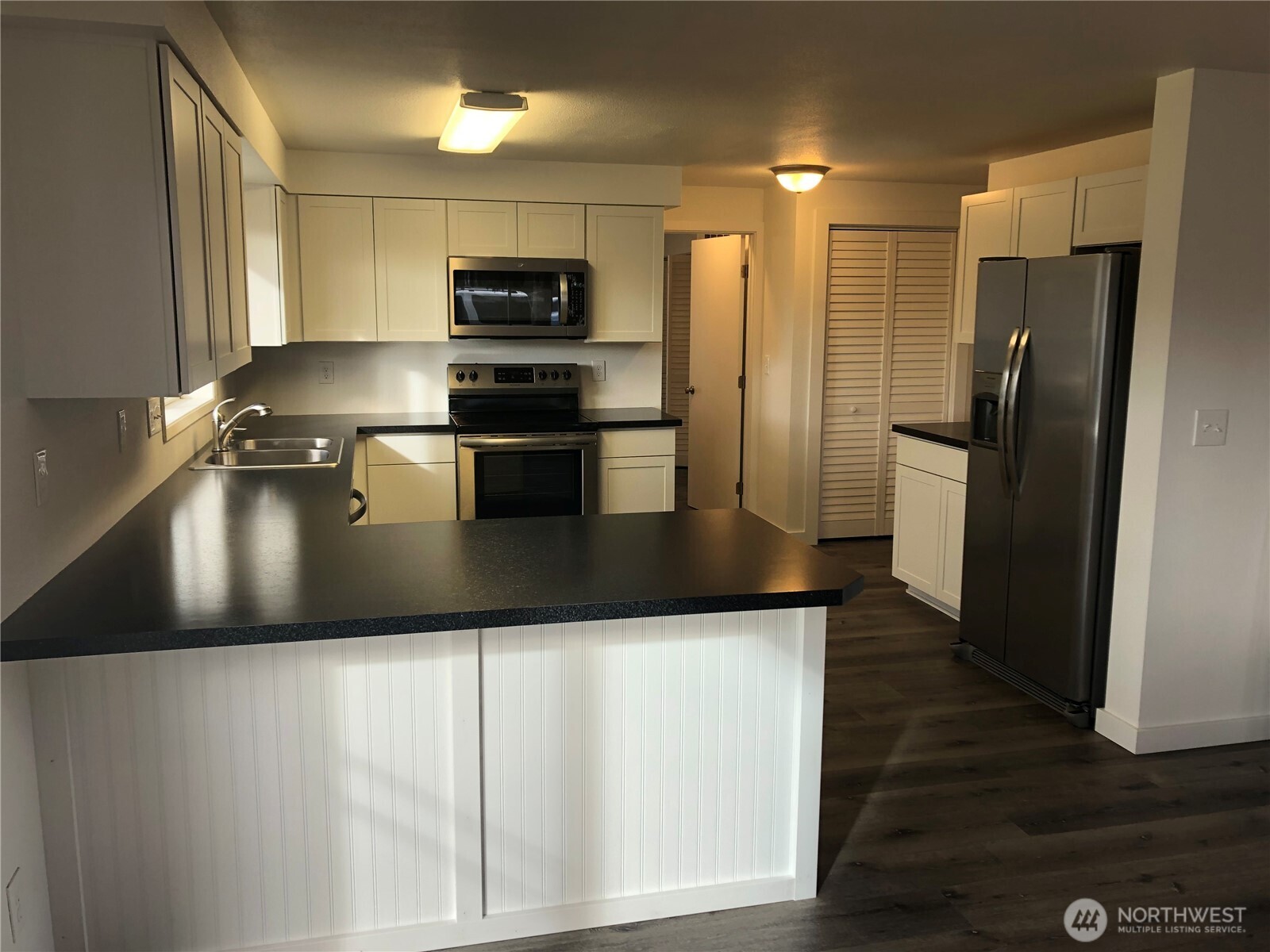 401 N 9th Street #A & B, Lynden, WA 98264
