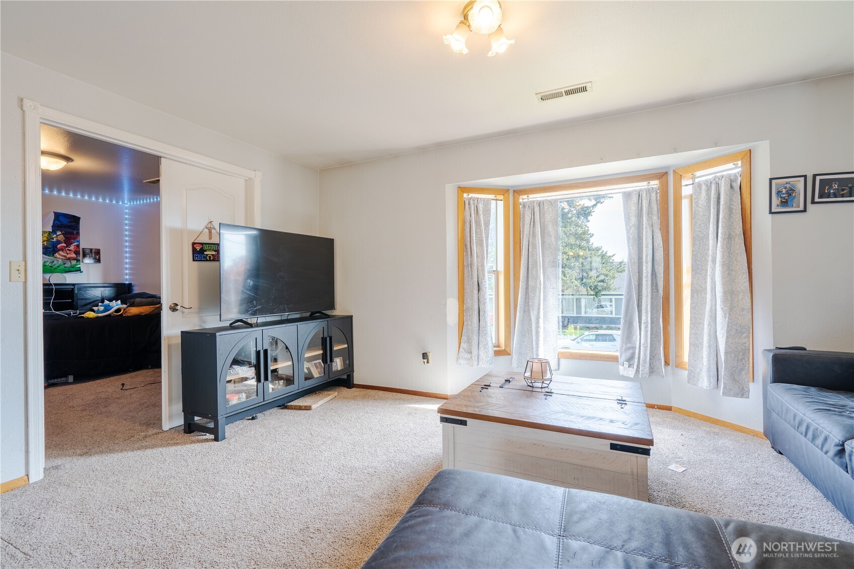 401 N 9th Street #A & B, Lynden, WA 98264
