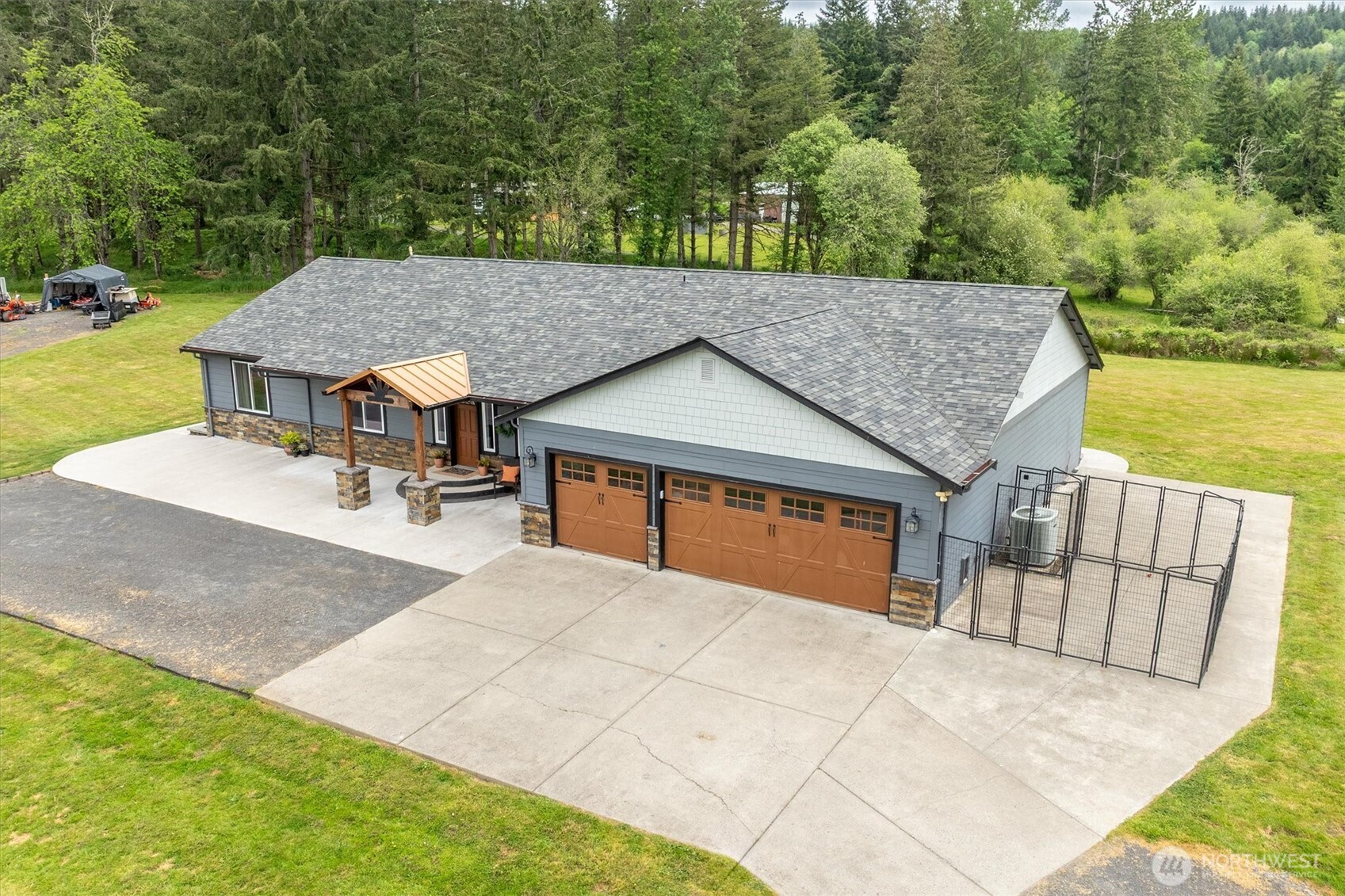 300 Cole Road , Kelso, WA 98626