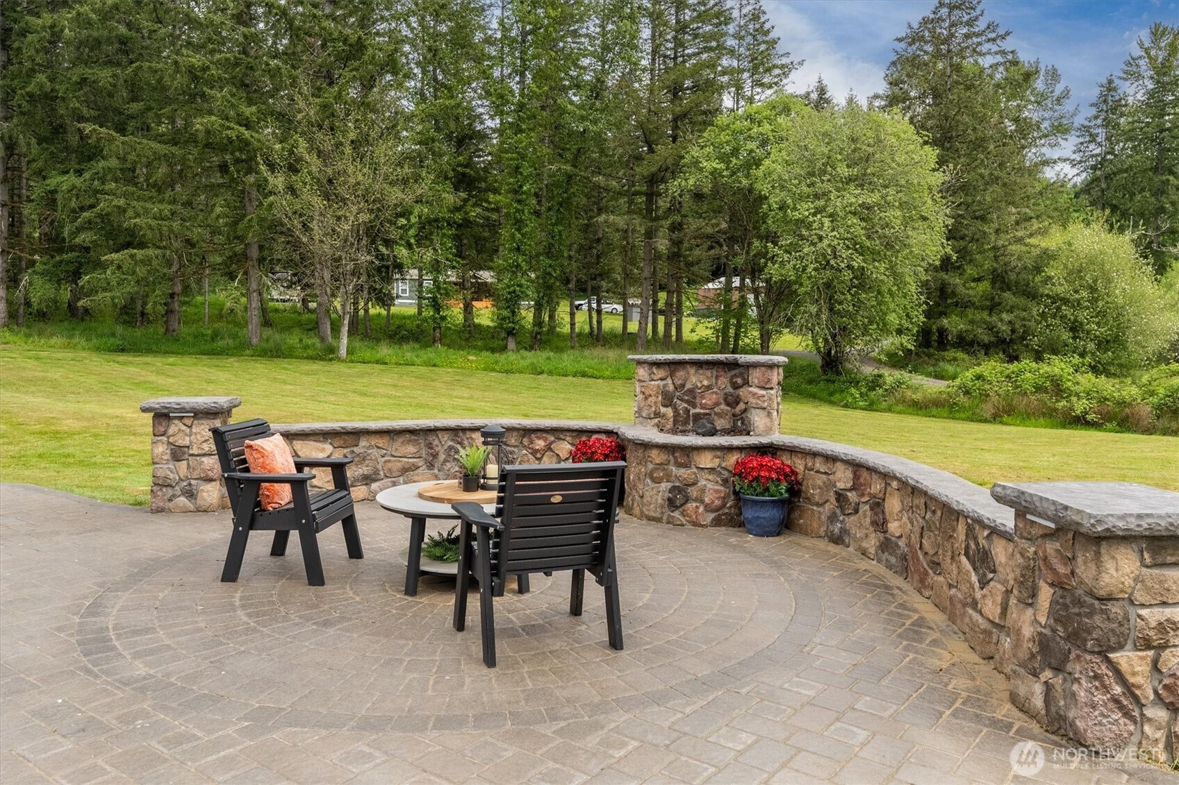 300 Cole Road , Kelso, WA 98626