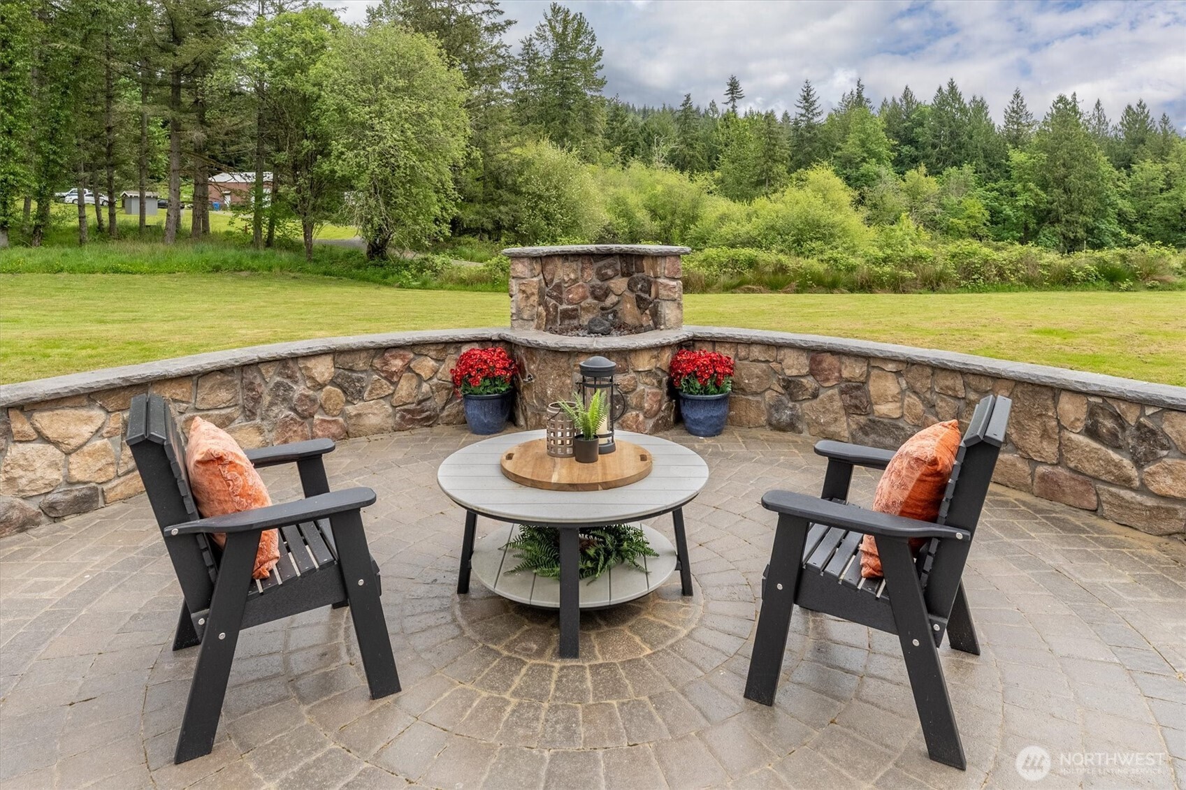 300 Cole Road , Kelso, WA 98626