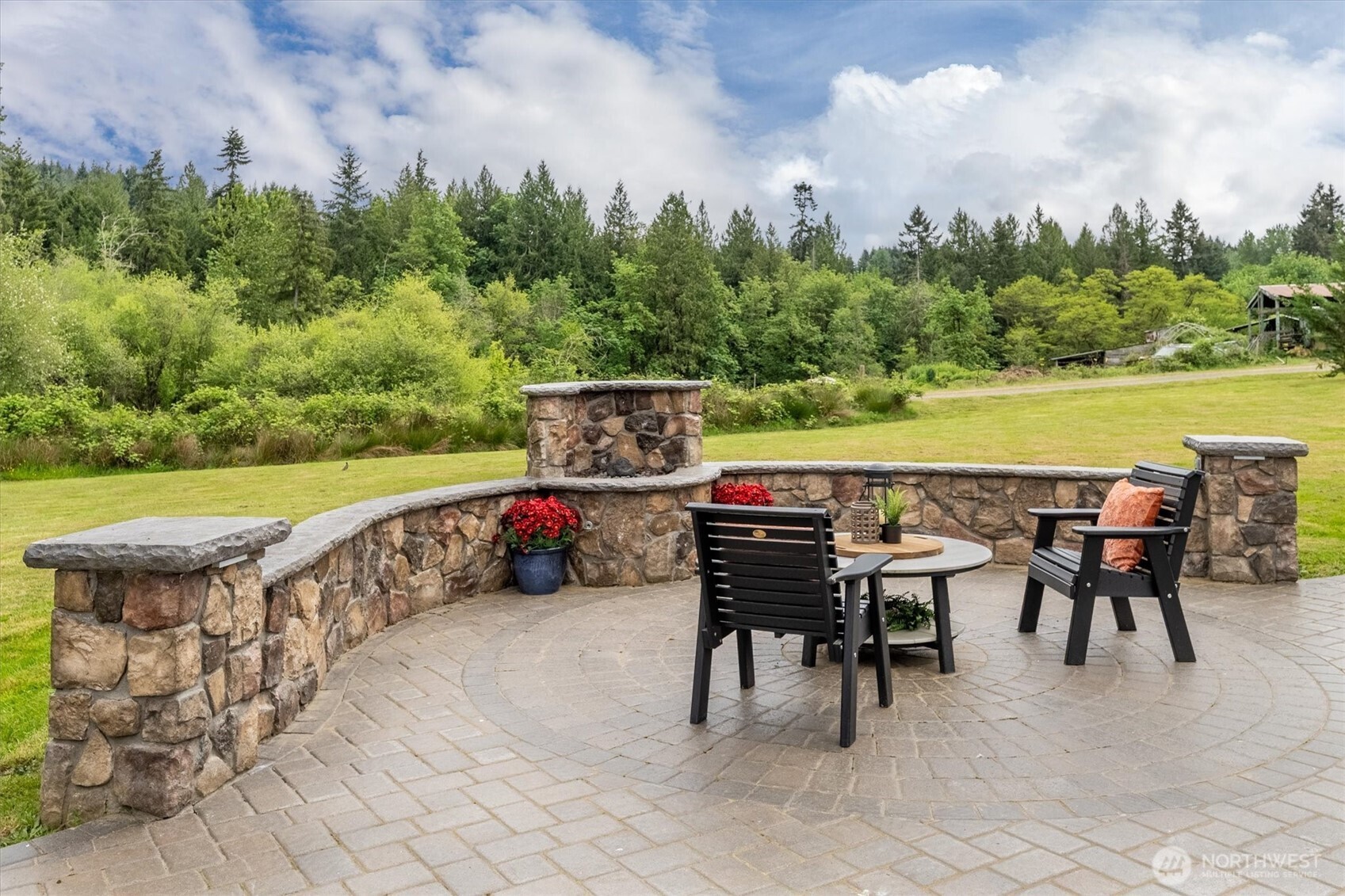 300 Cole Road , Kelso, WA 98626