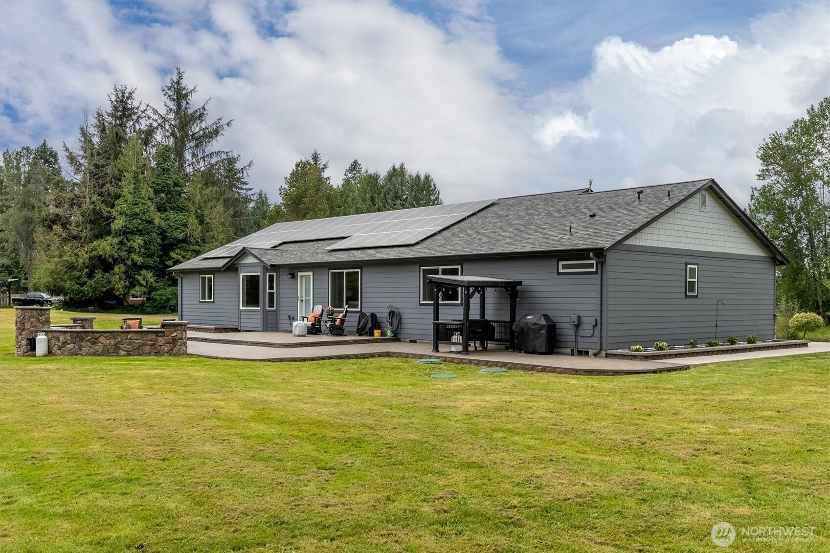300 Cole Road , Kelso, WA 98626