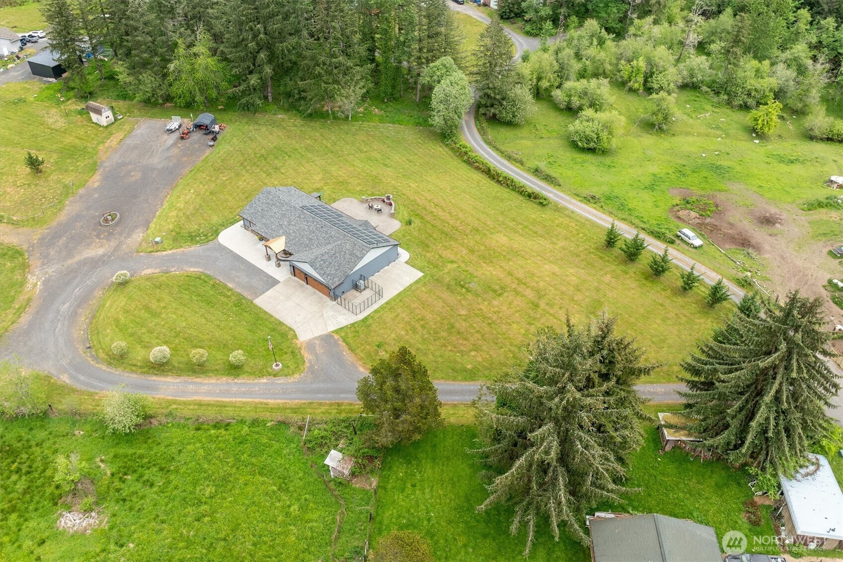 300 Cole Road , Kelso, WA 98626