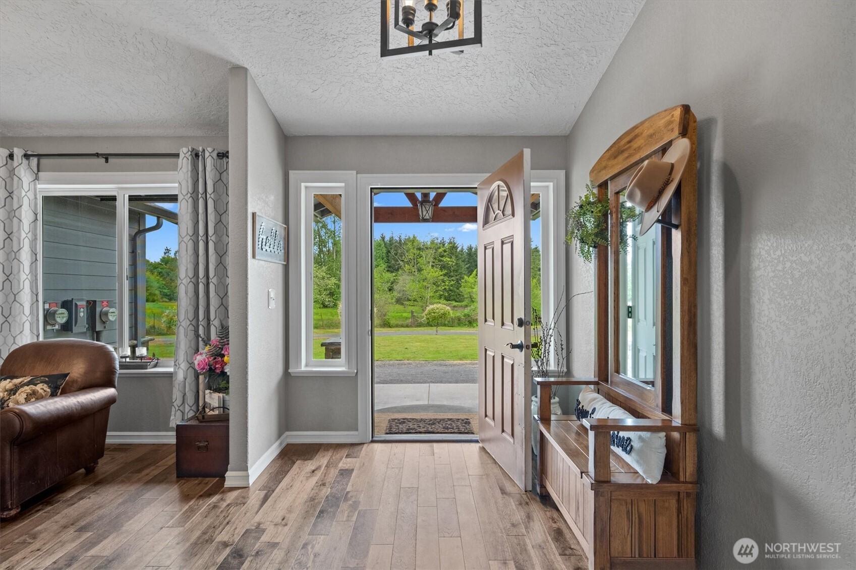 300 Cole Road , Kelso, WA 98626