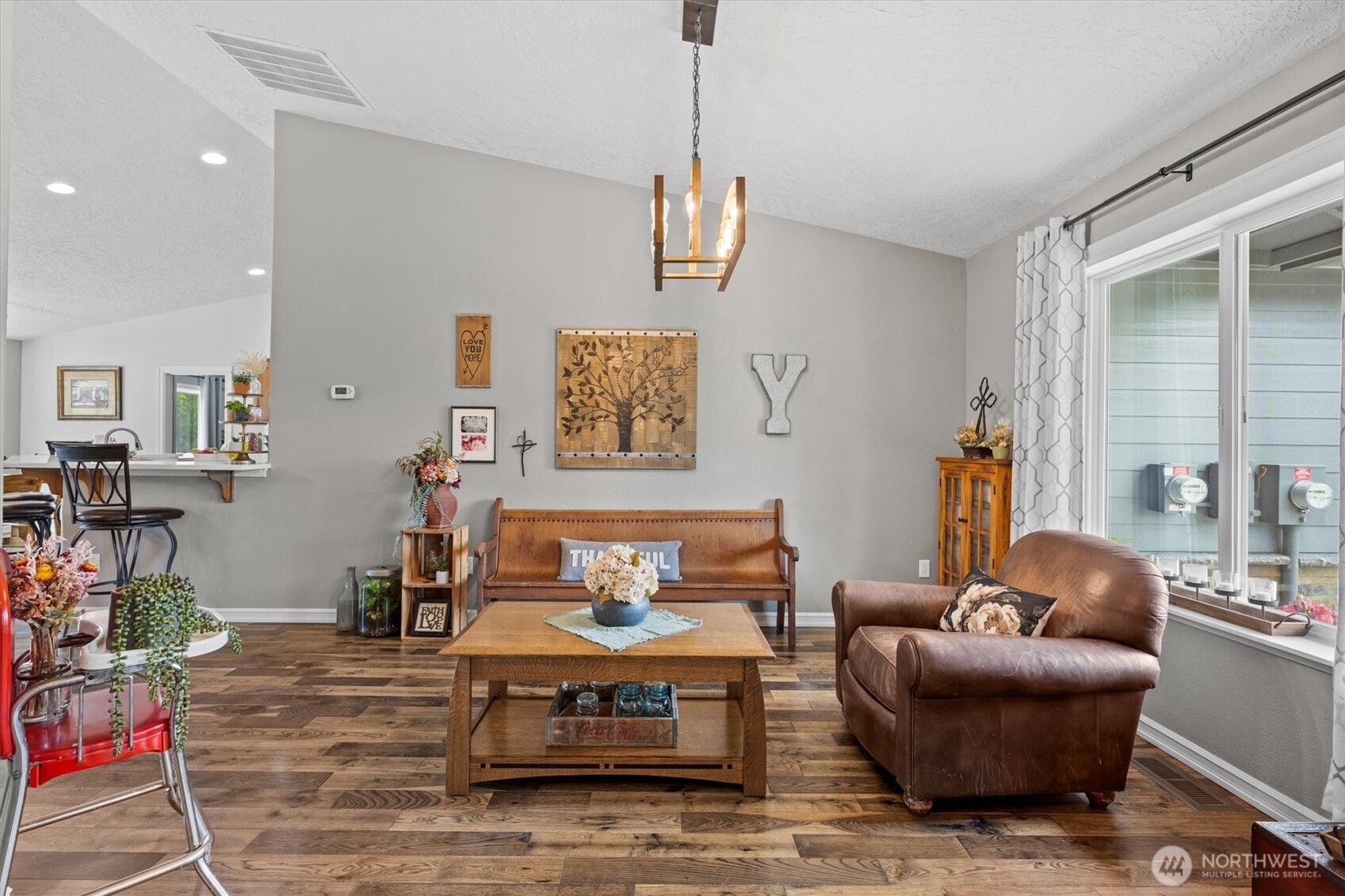 300 Cole Road , Kelso, WA 98626