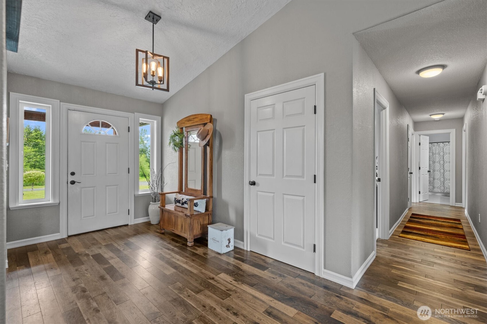 300 Cole Road , Kelso, WA 98626