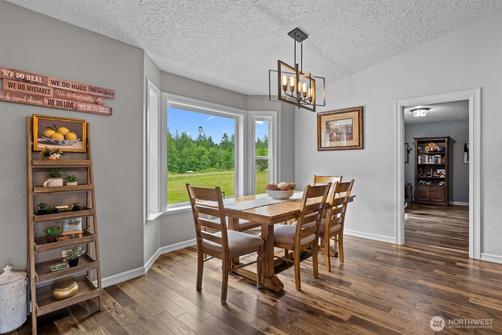 300 Cole Road , Kelso, WA 98626
