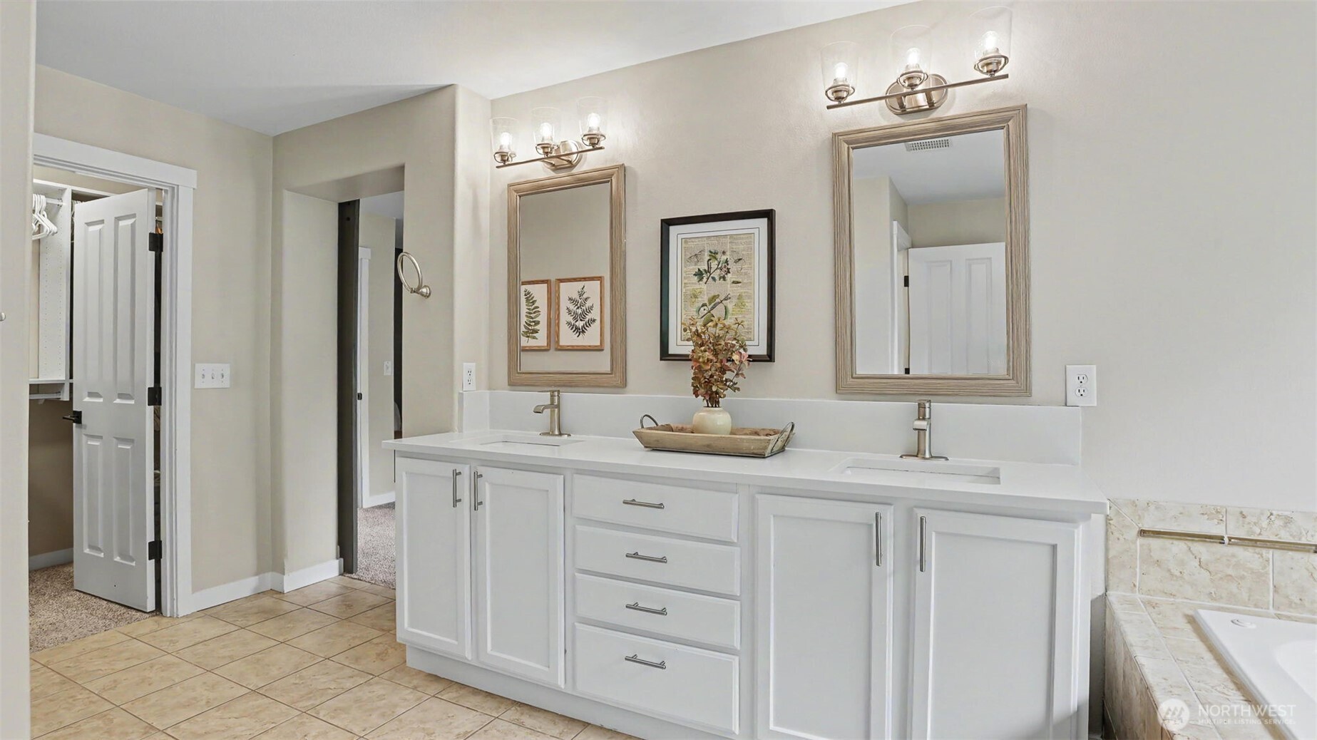 25500 SE 274th Place , Maple Valley, WA 98032