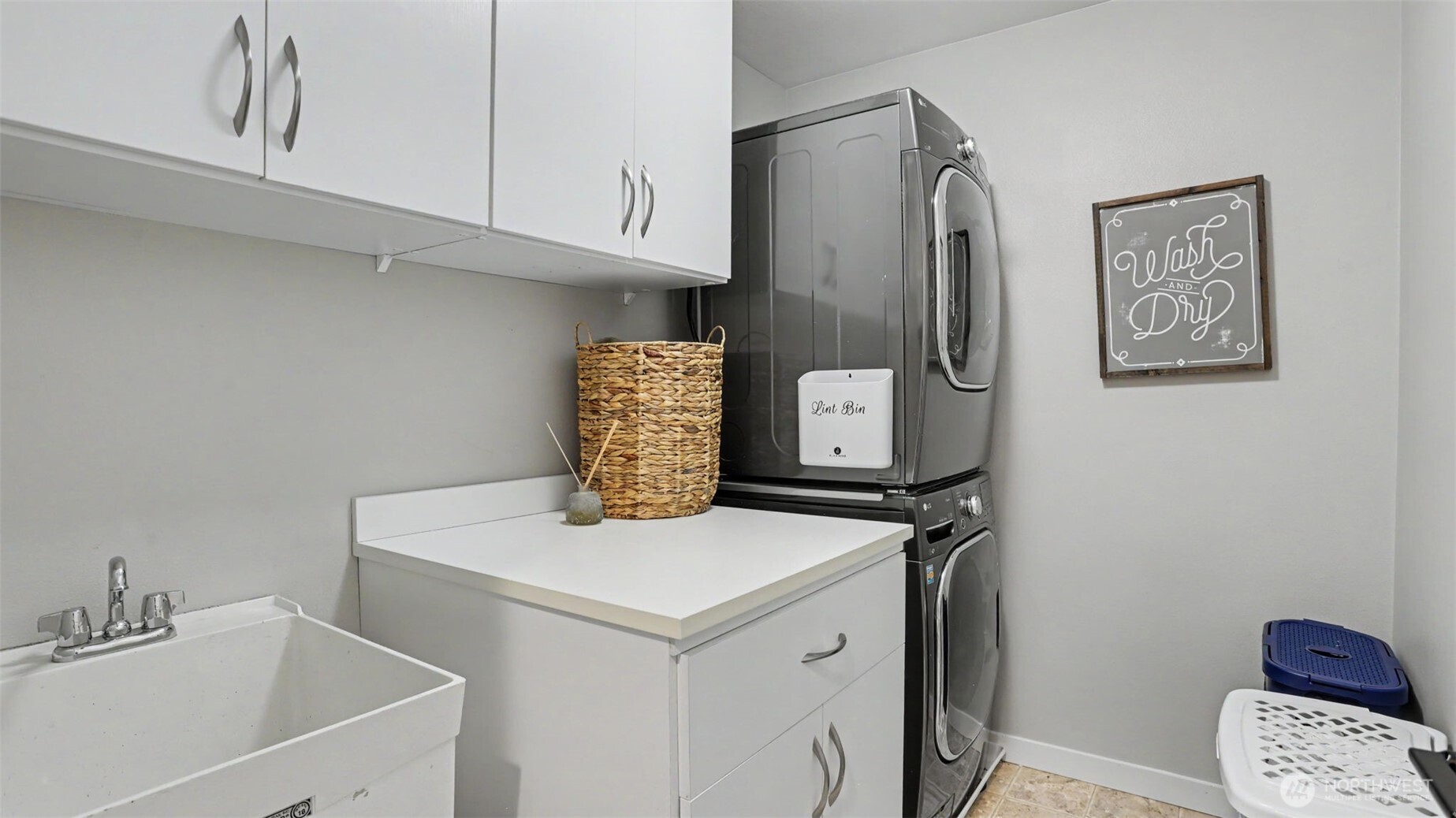 25500 SE 274th Place , Maple Valley, WA 98032
