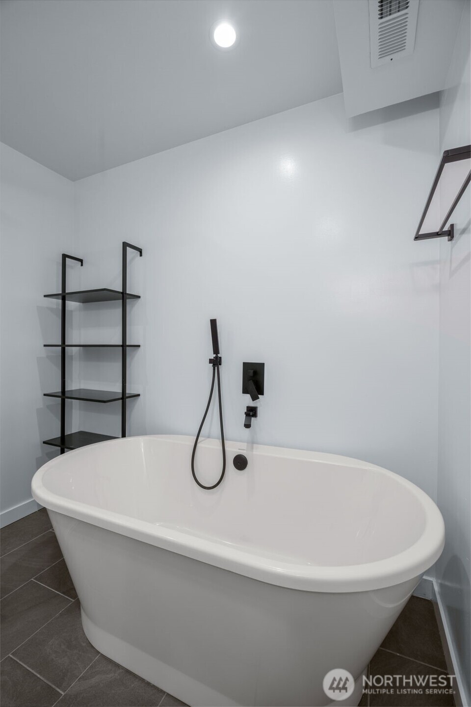 15718 126th Place NE, Woodinville, WA 98072
