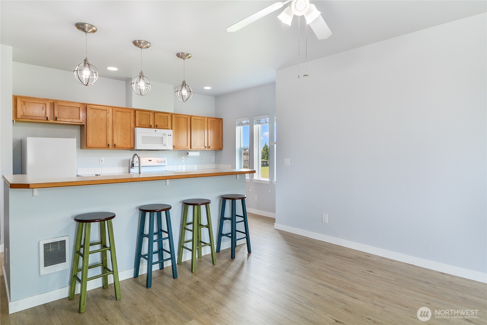 4827 67th Street NE #A201, Marysville, WA 98270