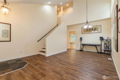 28104 Maple Ridge Way SE, Maple Valley, WA 98038 - Photo 3