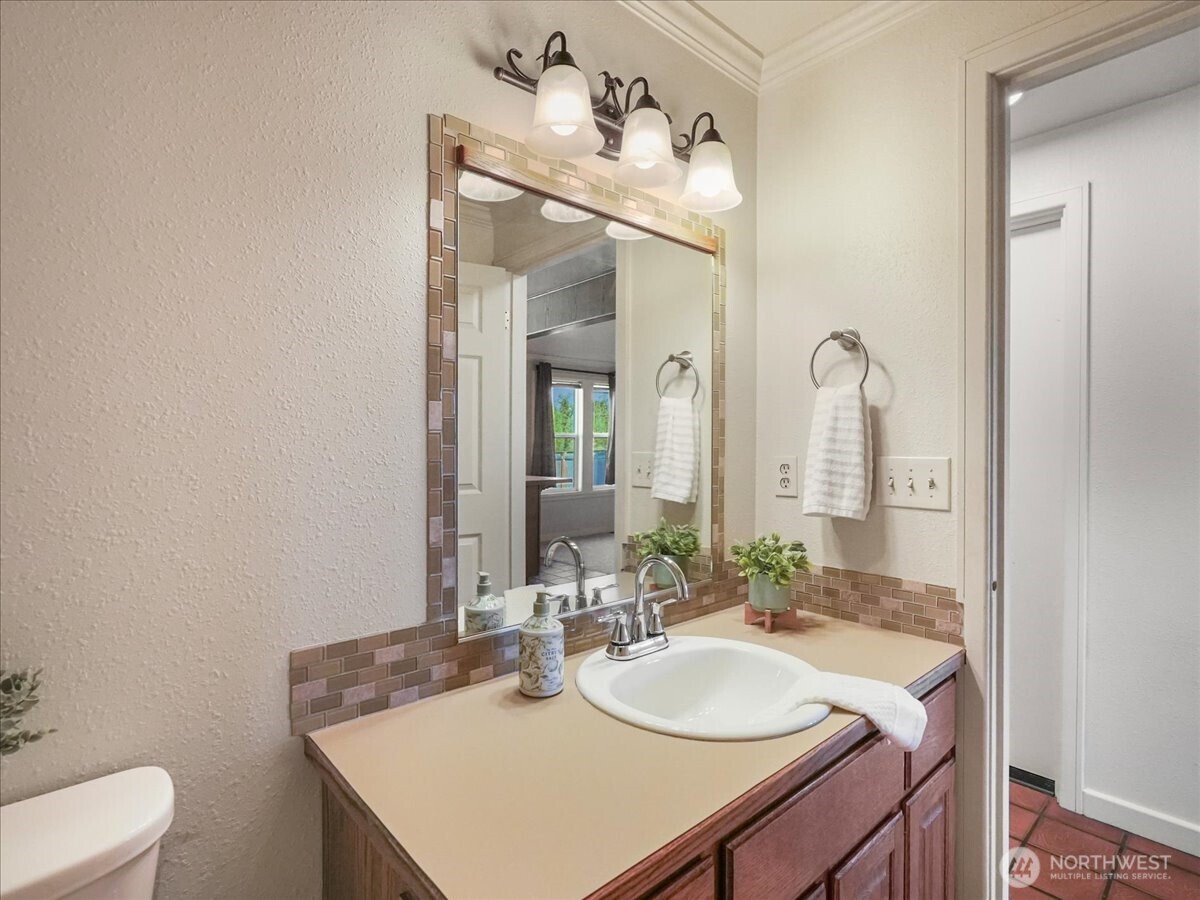 12023 225th Avenue Ct E, Bonney Lake, WA 98391-7675