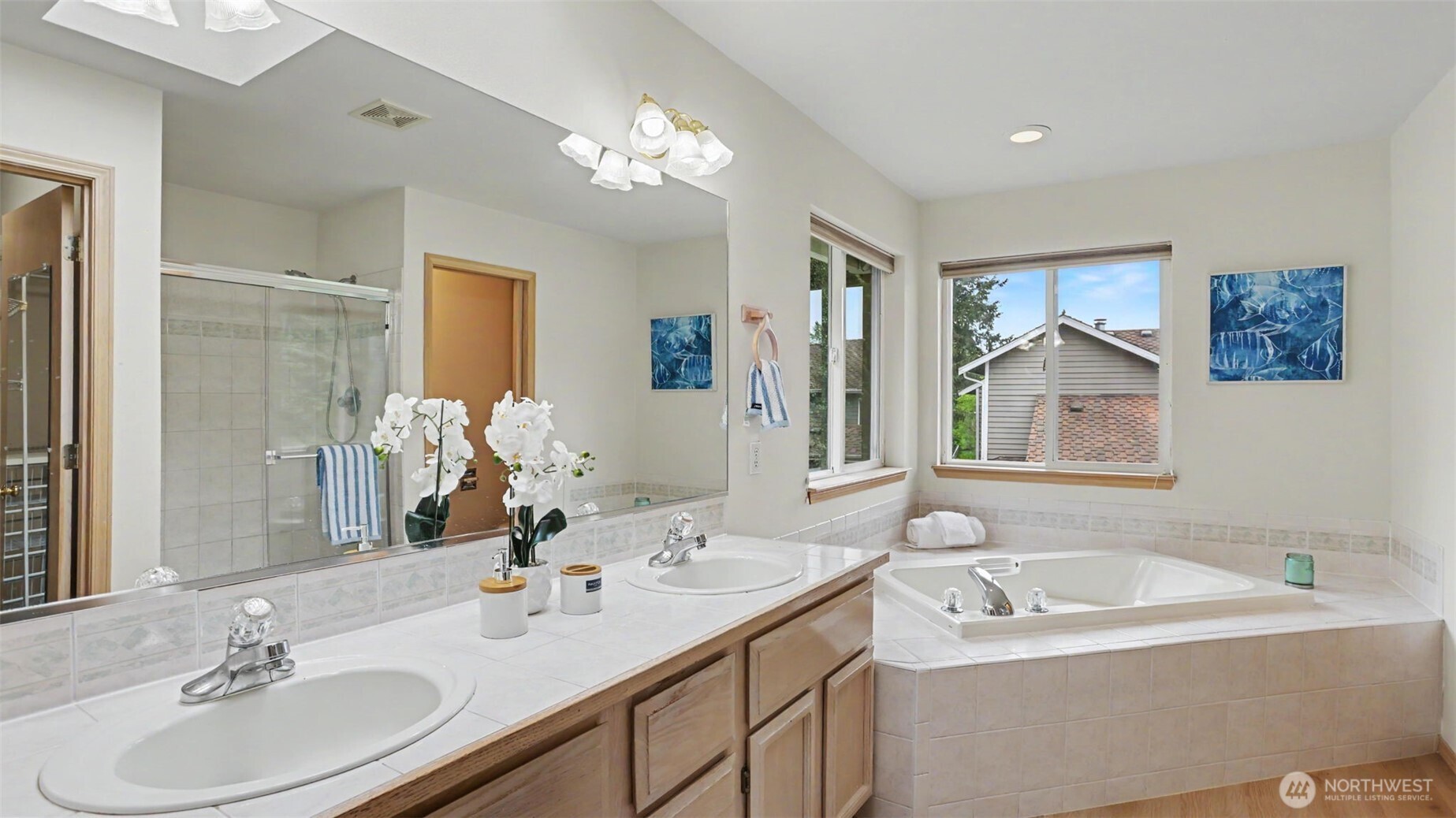 22771 SE 277th Place , Maple Valley, WA 98038