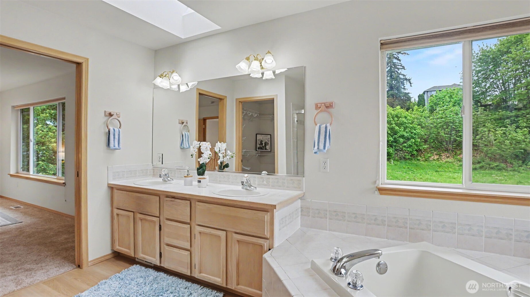 22771 SE 277th Place , Maple Valley, WA 98038