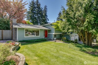 12429 NE 149th Street , Woodinville, WA 98072 - Photo 2