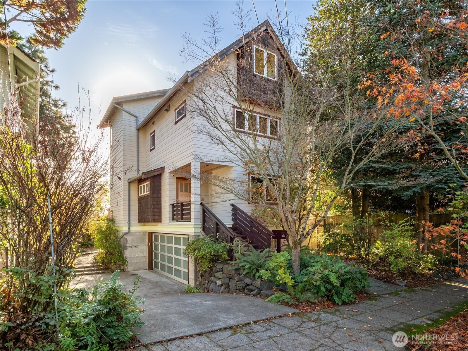 1209 N 44th Street , Seattle, WA 98103