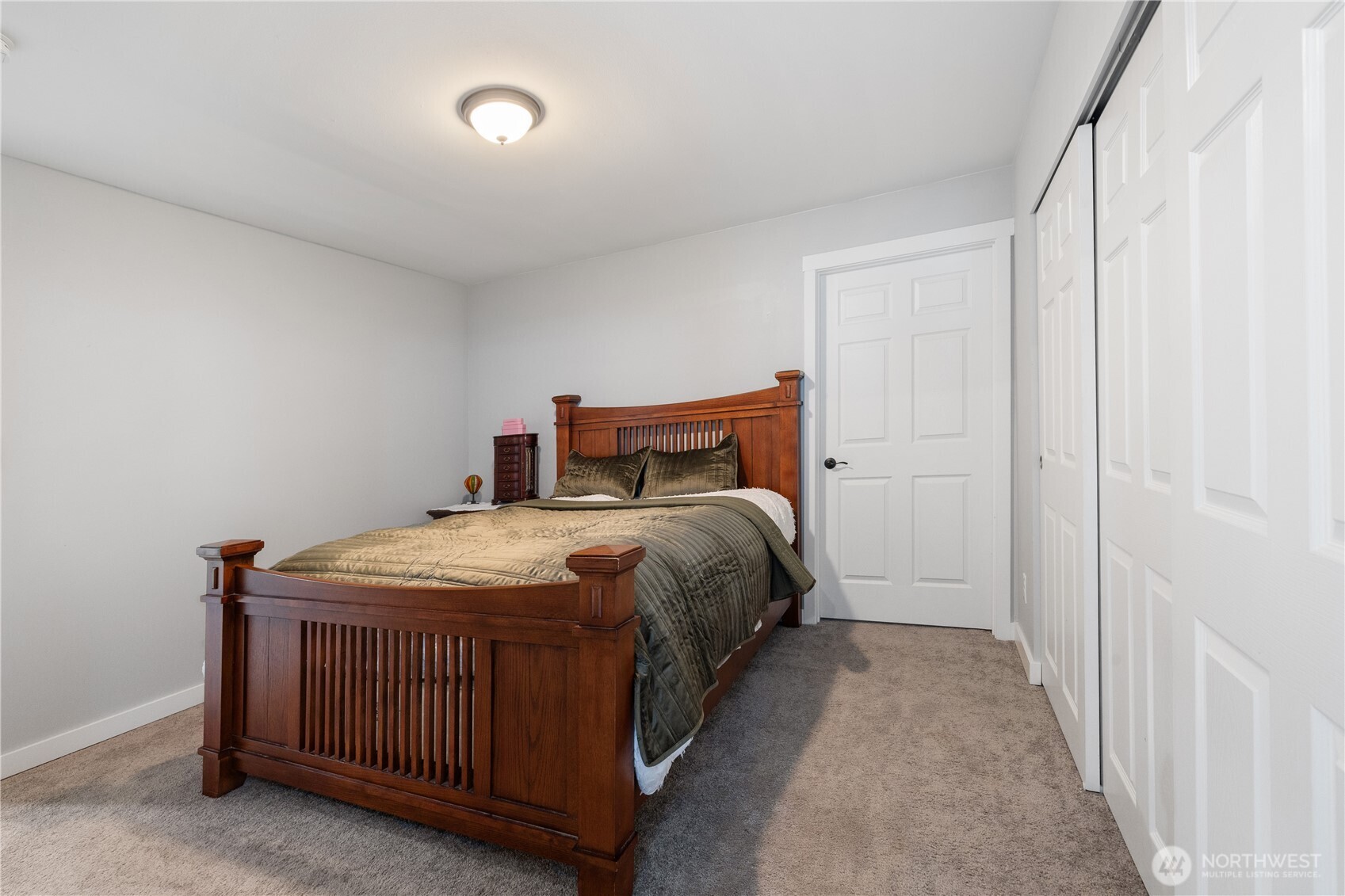 5000 Hansberry Street NW, Bremerton, WA 98311