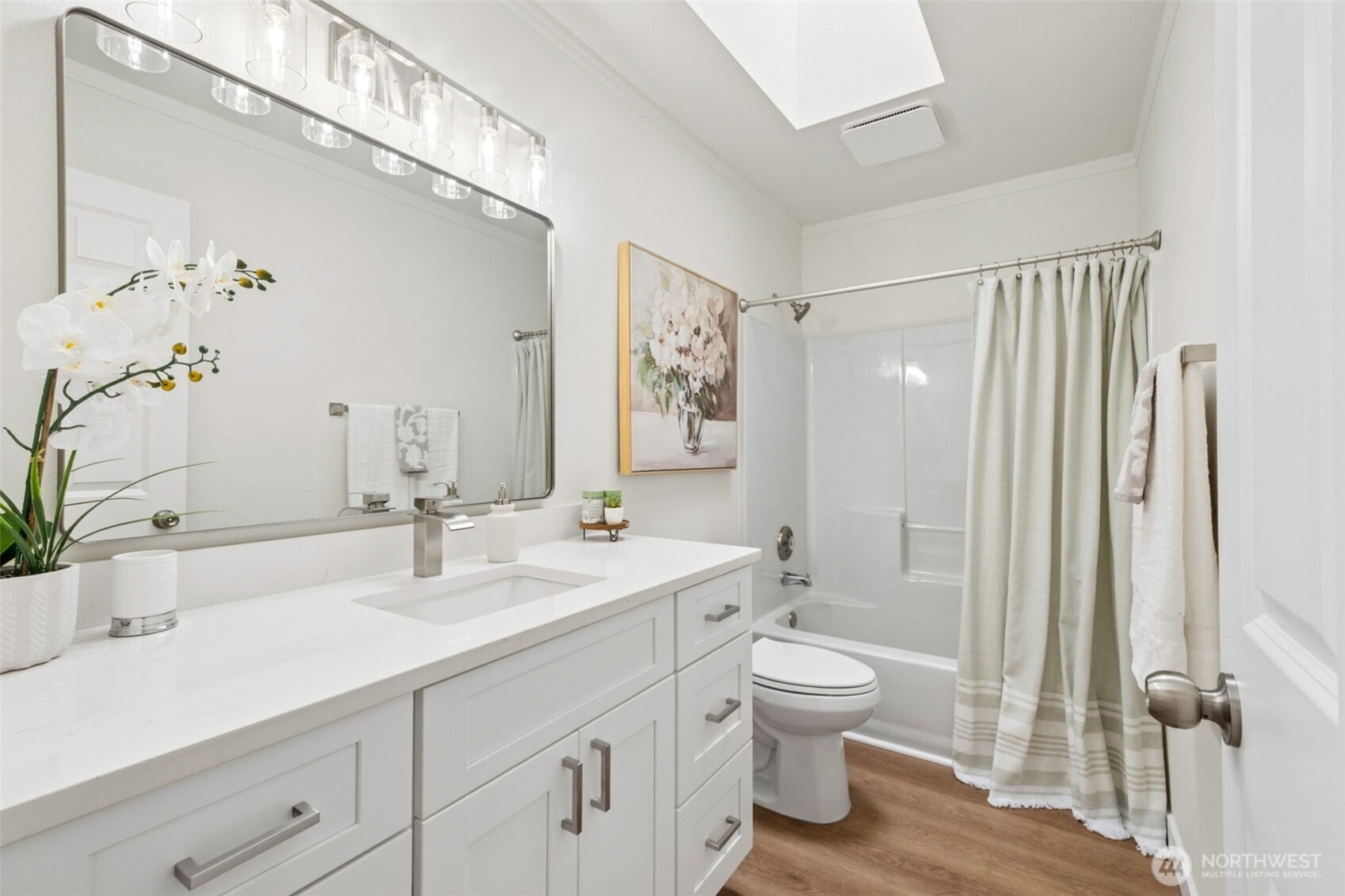 20447 SE 157th Street , Renton, WA 98059