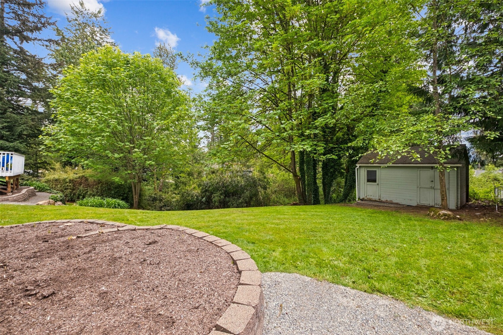 20447 SE 157th Street , Renton, WA 98059