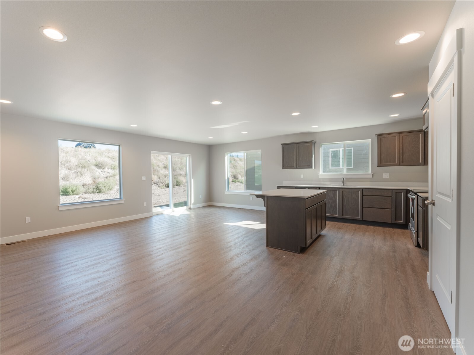 170 Salmon Drive , Wenatchee, WA 98801