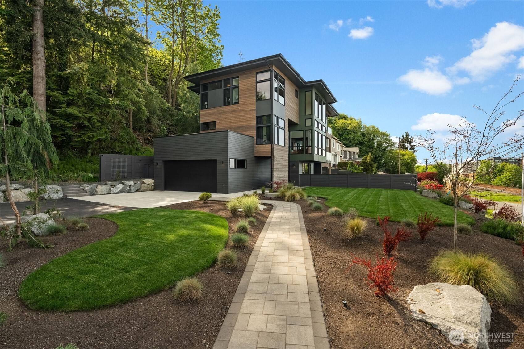 4802 N Waterview Street , Tacoma, WA 98407