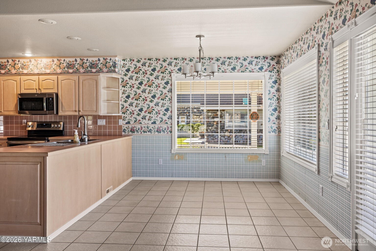 8204 Midvale Road , Yakima, WA 98908