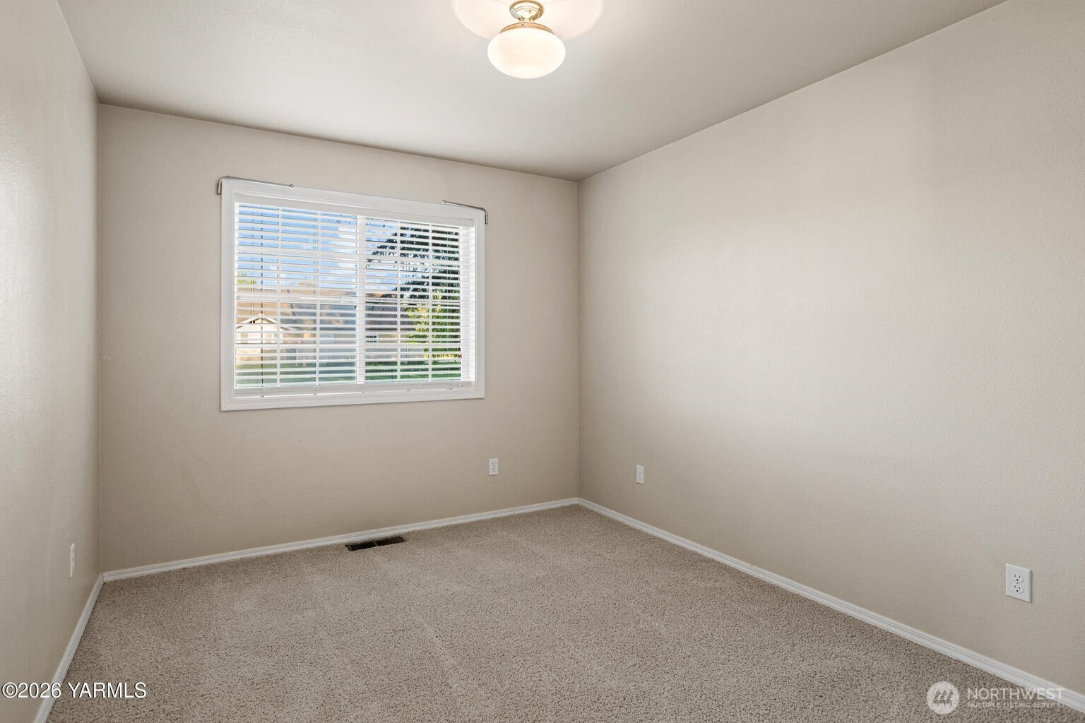 8204 Midvale Road , Yakima, WA 98908