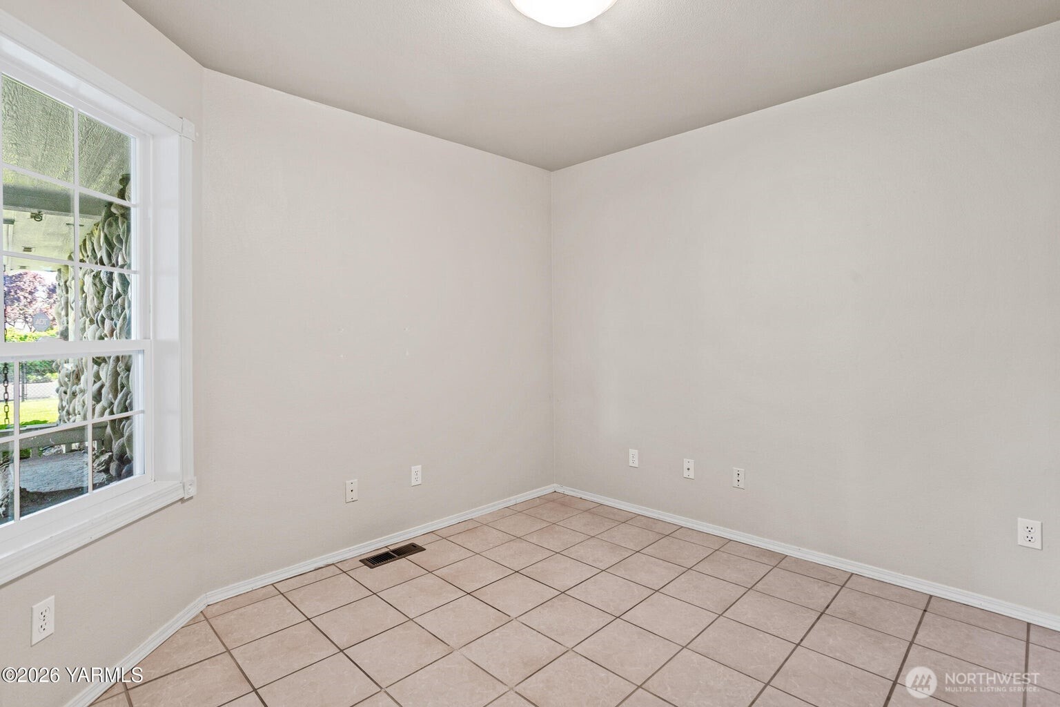 8204 Midvale Road , Yakima, WA 98908