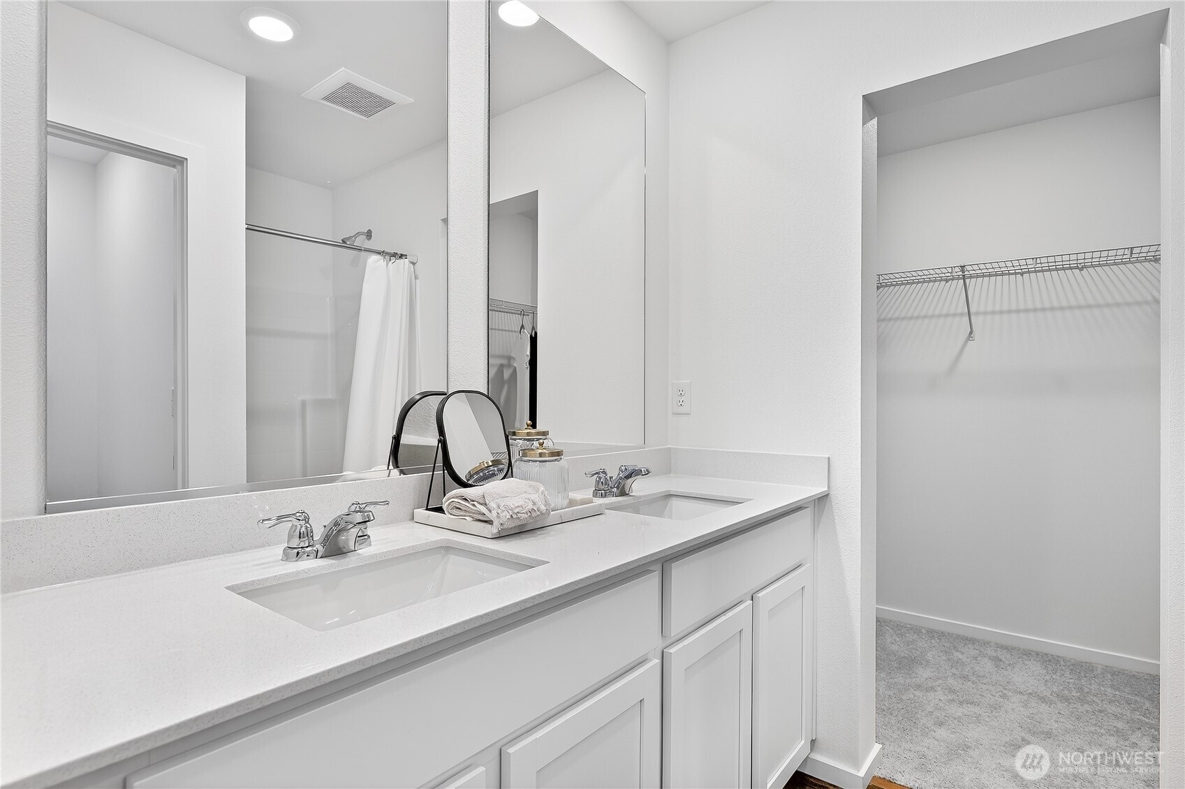 34108 Emerald Ridge Avenue SE, Black Diamond, WA 98010