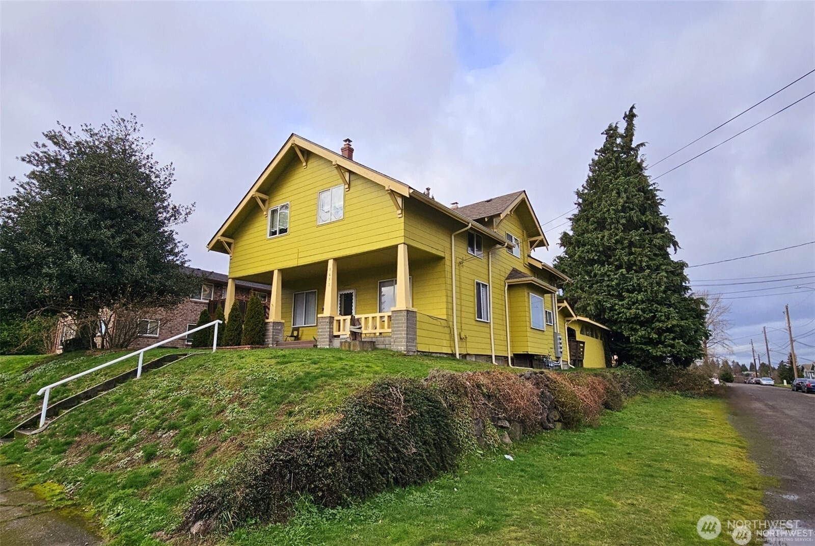 1651 S 35th Street , Tacoma, WA 98418-2640