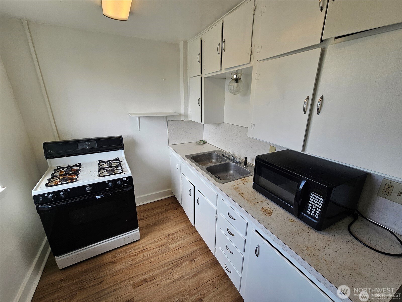 1651 S 35th Street , Tacoma, WA 98418-2640