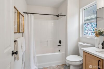 9237 NE 173rd Place , Bothell, WA 98011 - Photo 15