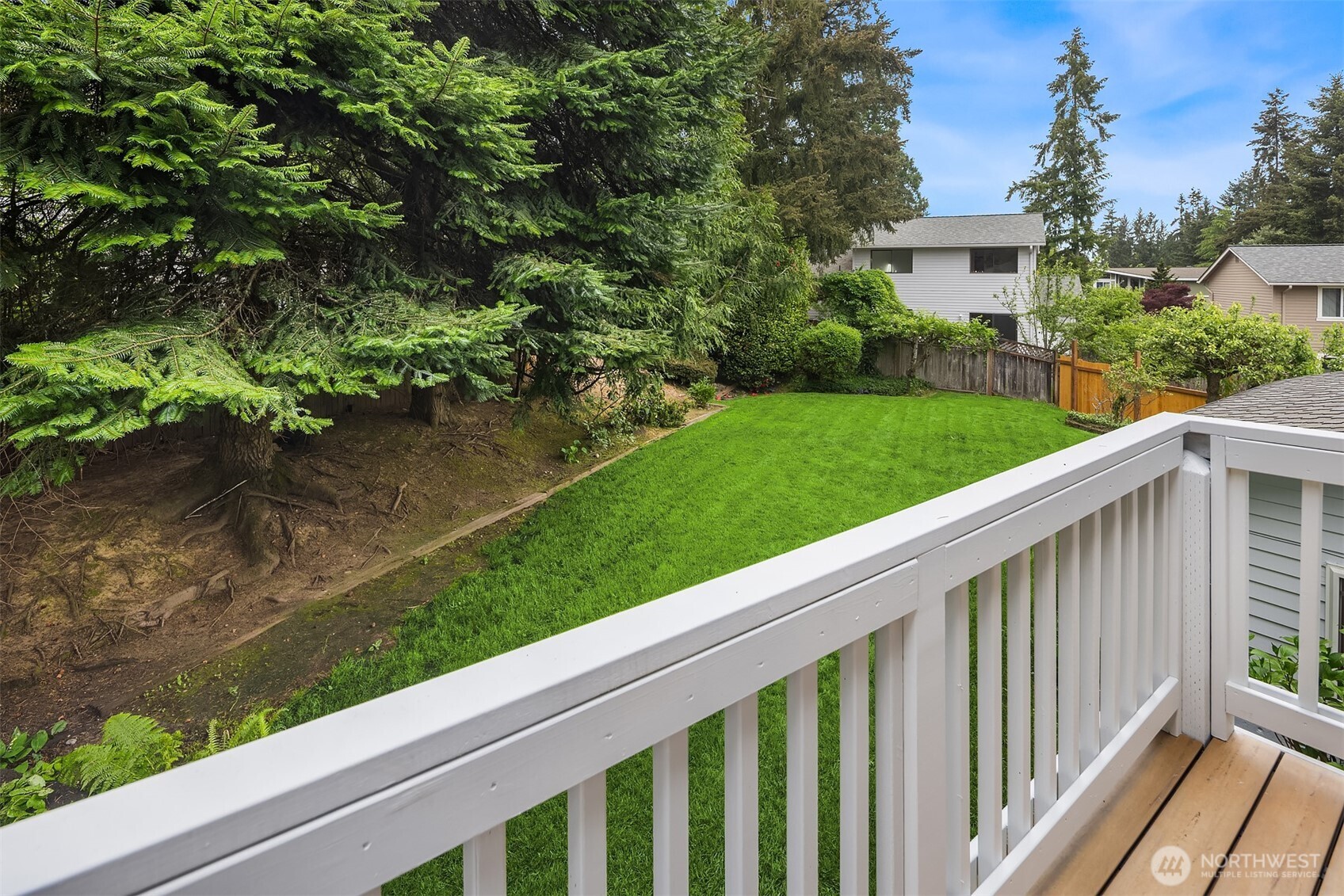 3227 171st Avenue NE, Bellevue, WA 98008
