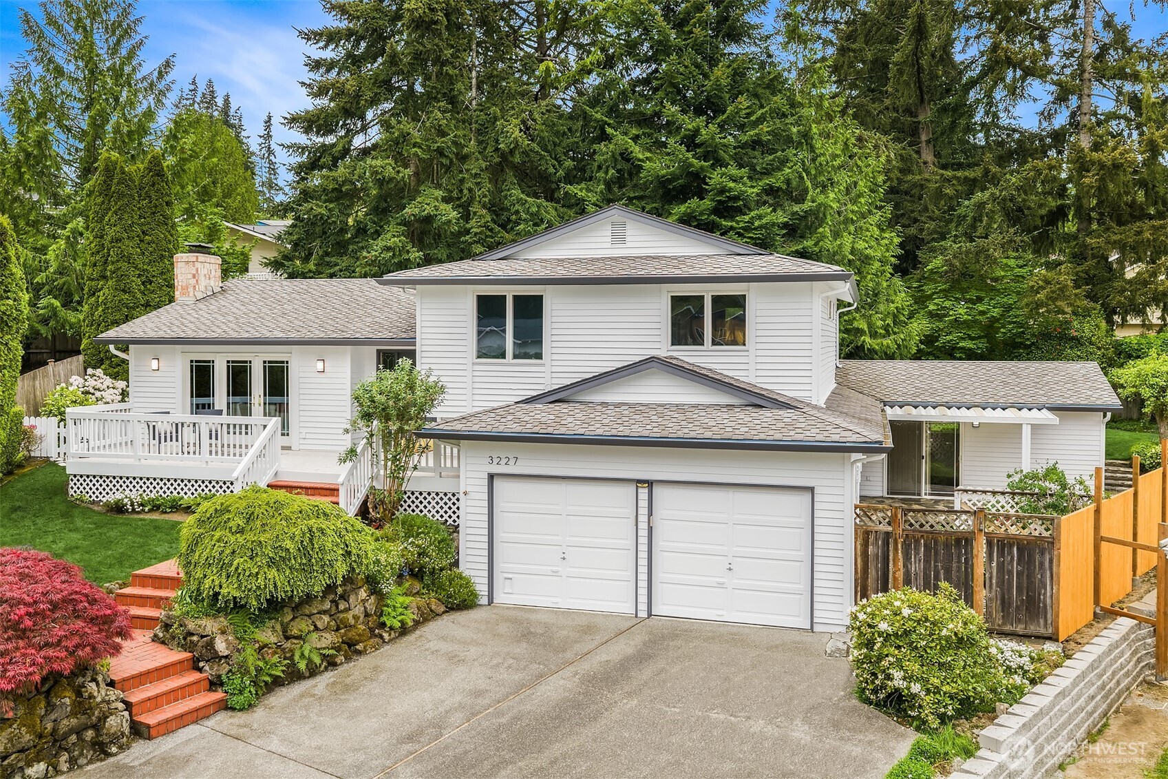 3227 171st Avenue NE, Bellevue, WA 98008