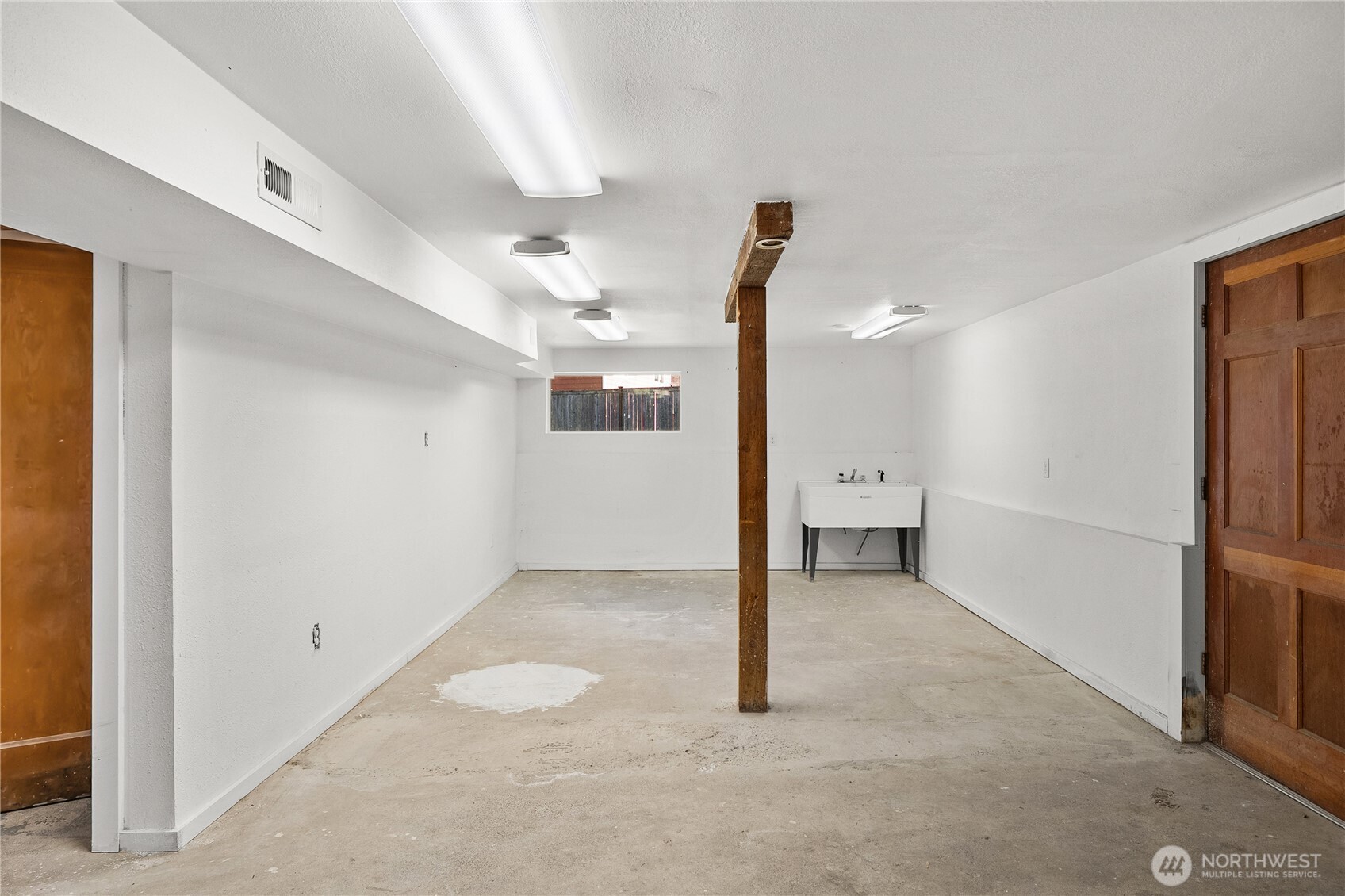 1168 NW Sunlit Lane , Bremerton, WA 98312