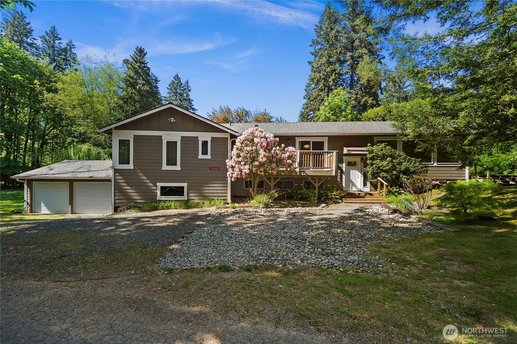 1168 NW Sunlit Lane , Bremerton, WA 98312