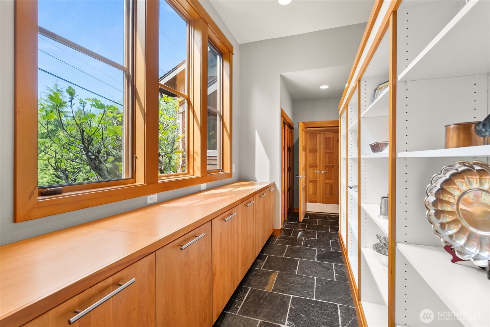 4702 Luhr Road NE, Olympia, WA 98516