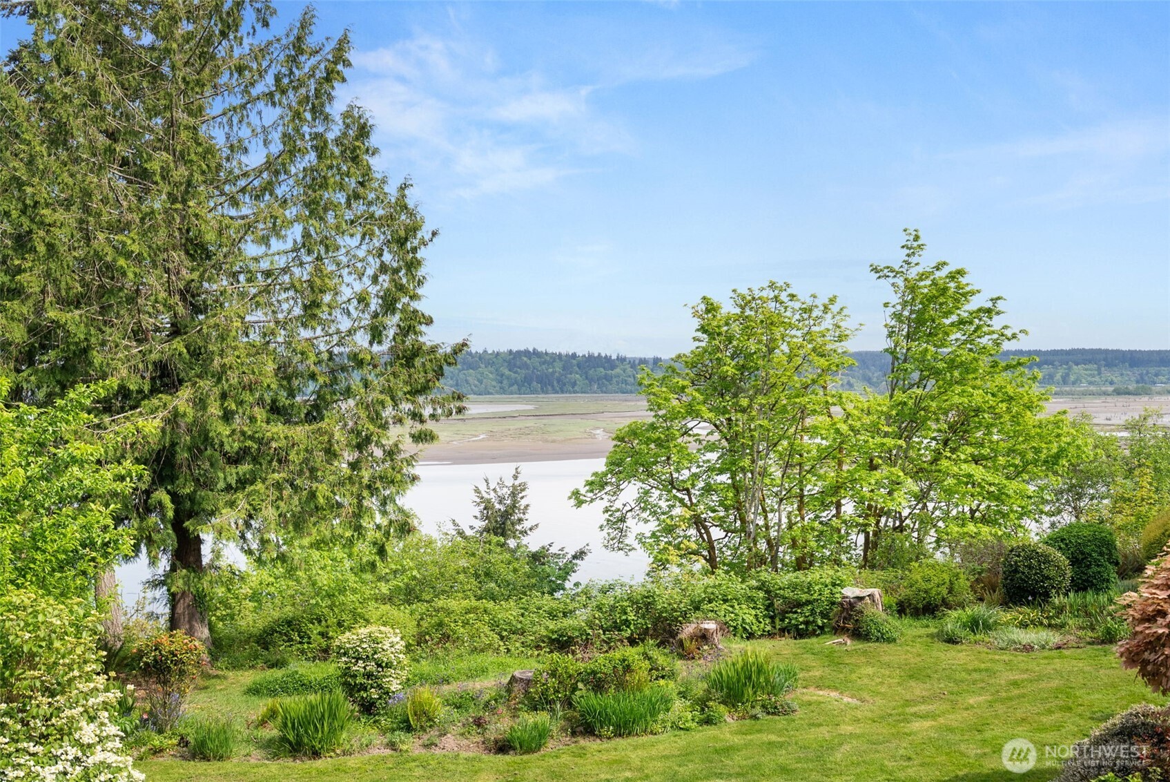 4702 Luhr Road NE, Olympia, WA 98516