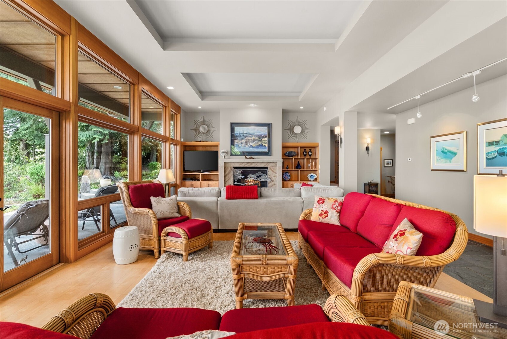 4702 Luhr Road NE, Olympia, WA 98516
