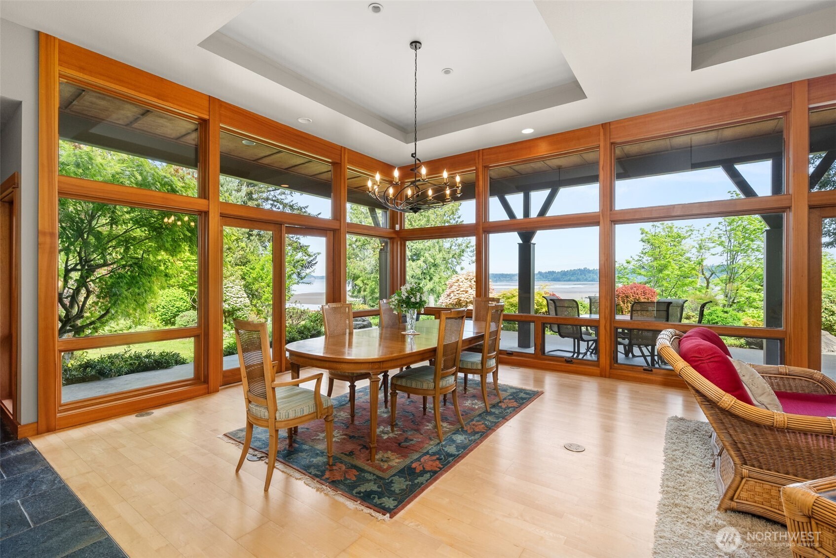 4702 Luhr Road NE, Olympia, WA 98516