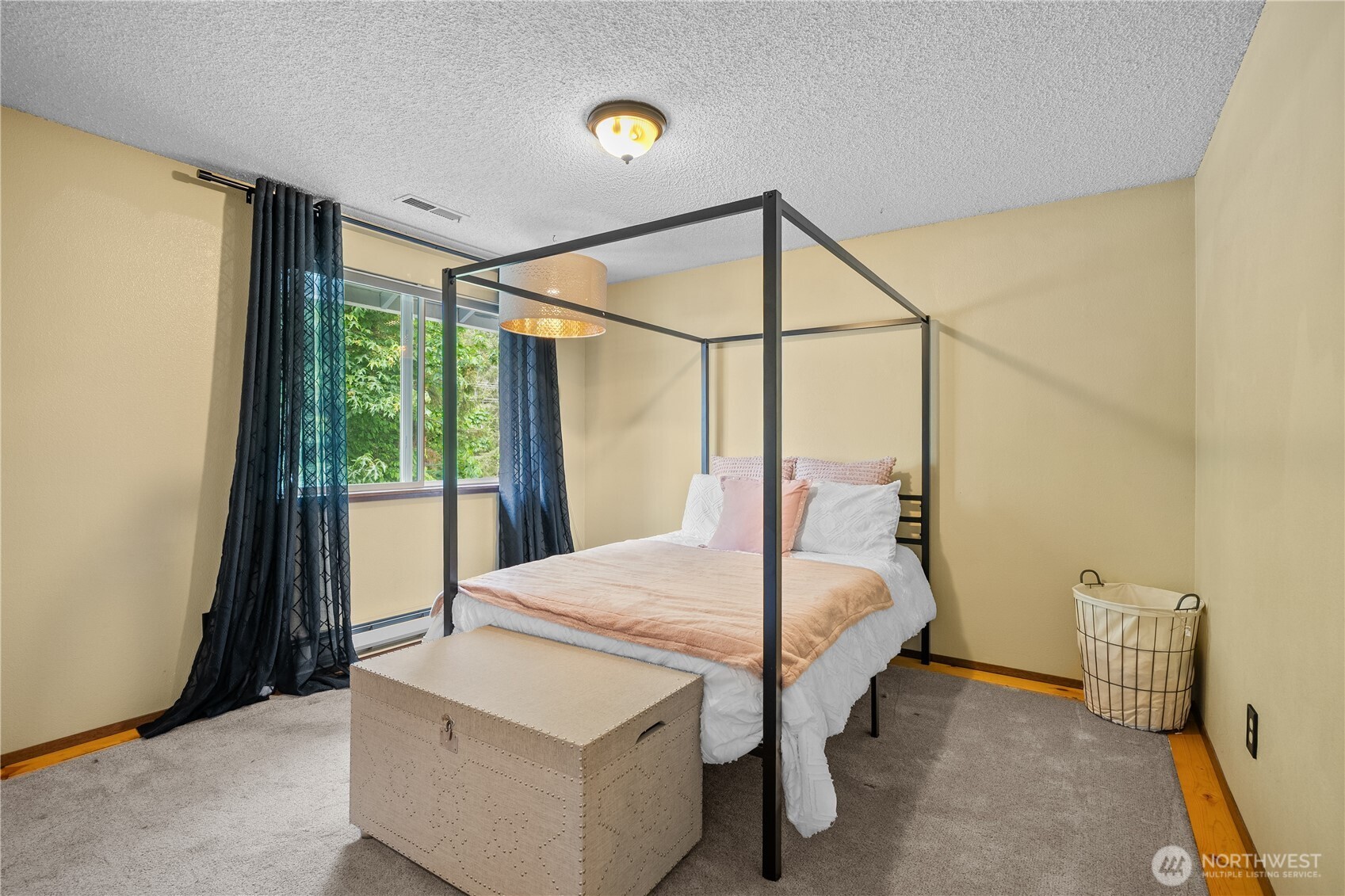 37911 300th Avenue SE, Enumclaw, WA 98022