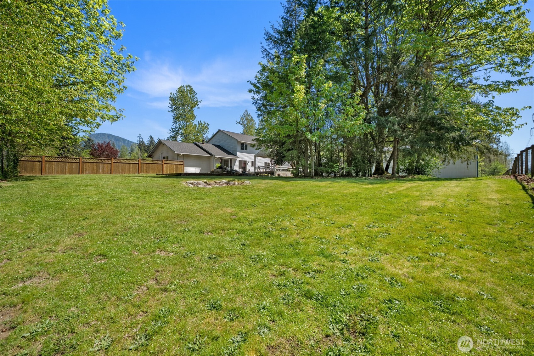 37911 300th Avenue SE, Enumclaw, WA 98022