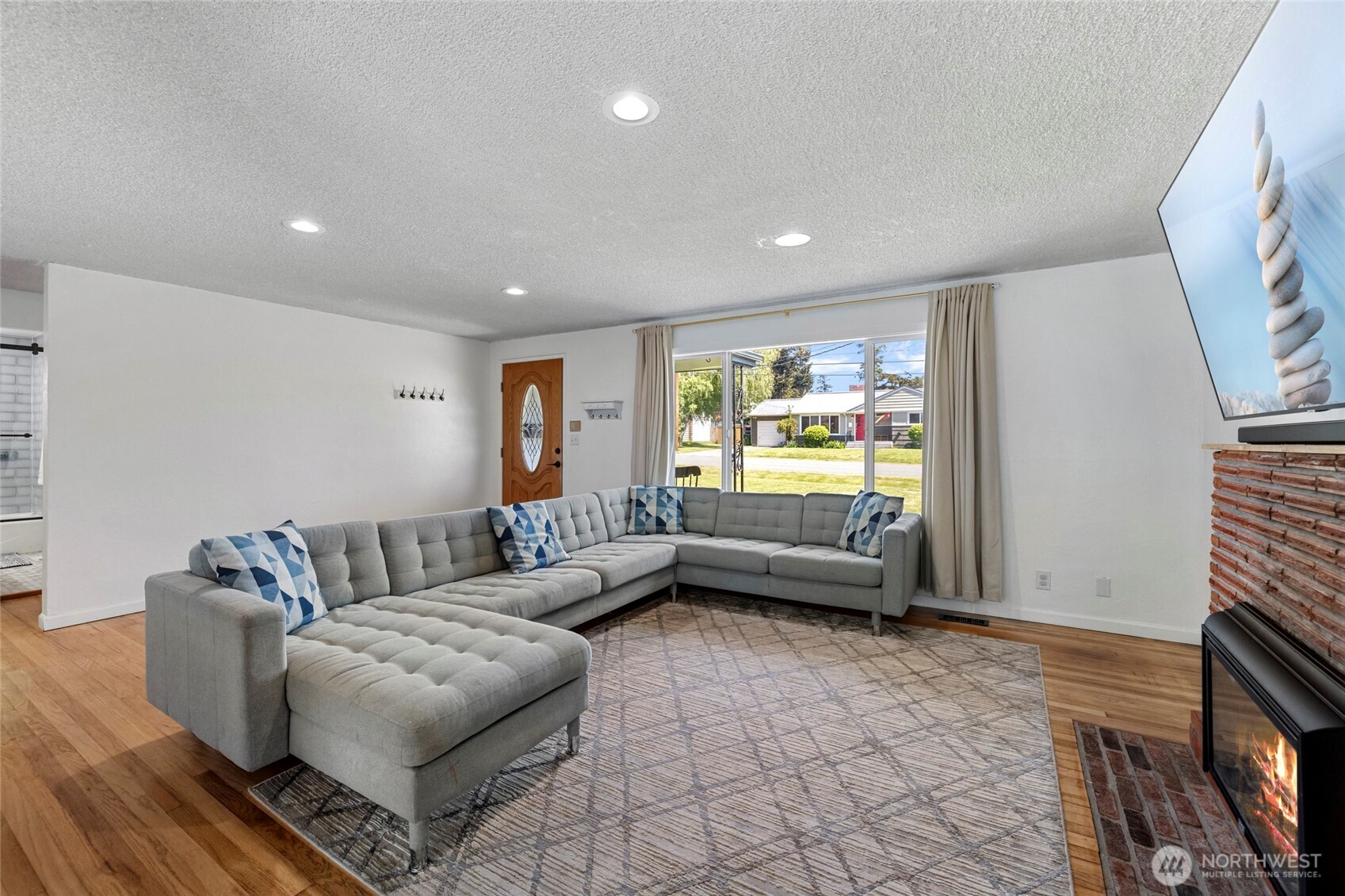 471 SE Glencoe Street , Oak Harbor, WA 98277