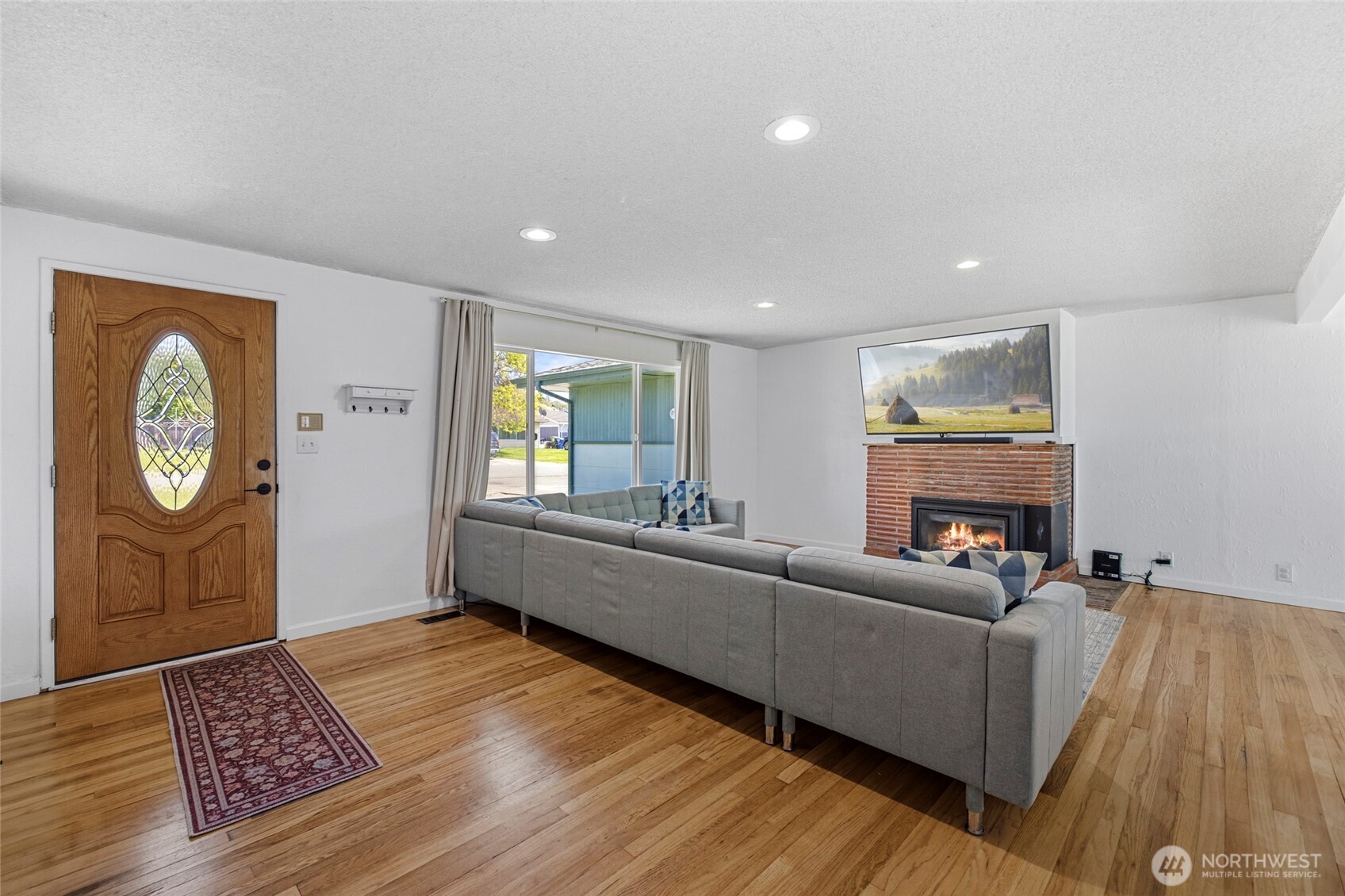 471 SE Glencoe Street , Oak Harbor, WA 98277